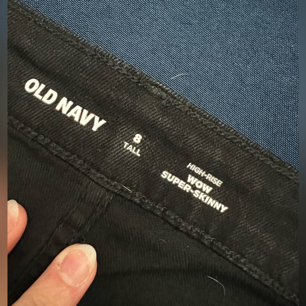 Old Navy High Rise WOW Super- Skinny - Picture 2 of 2